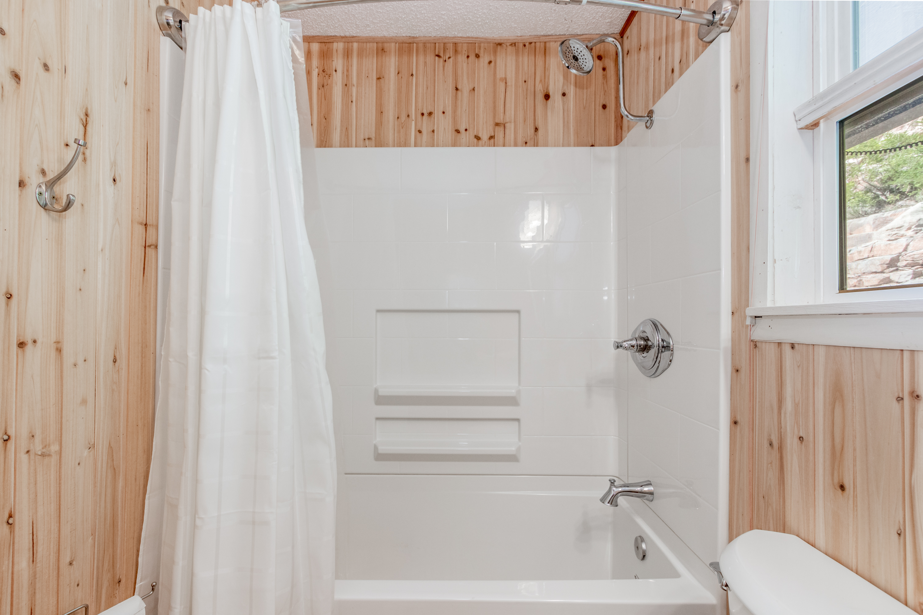 Cabin 28